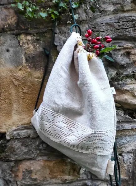 Gymbag szőttes horgolt csipkés 